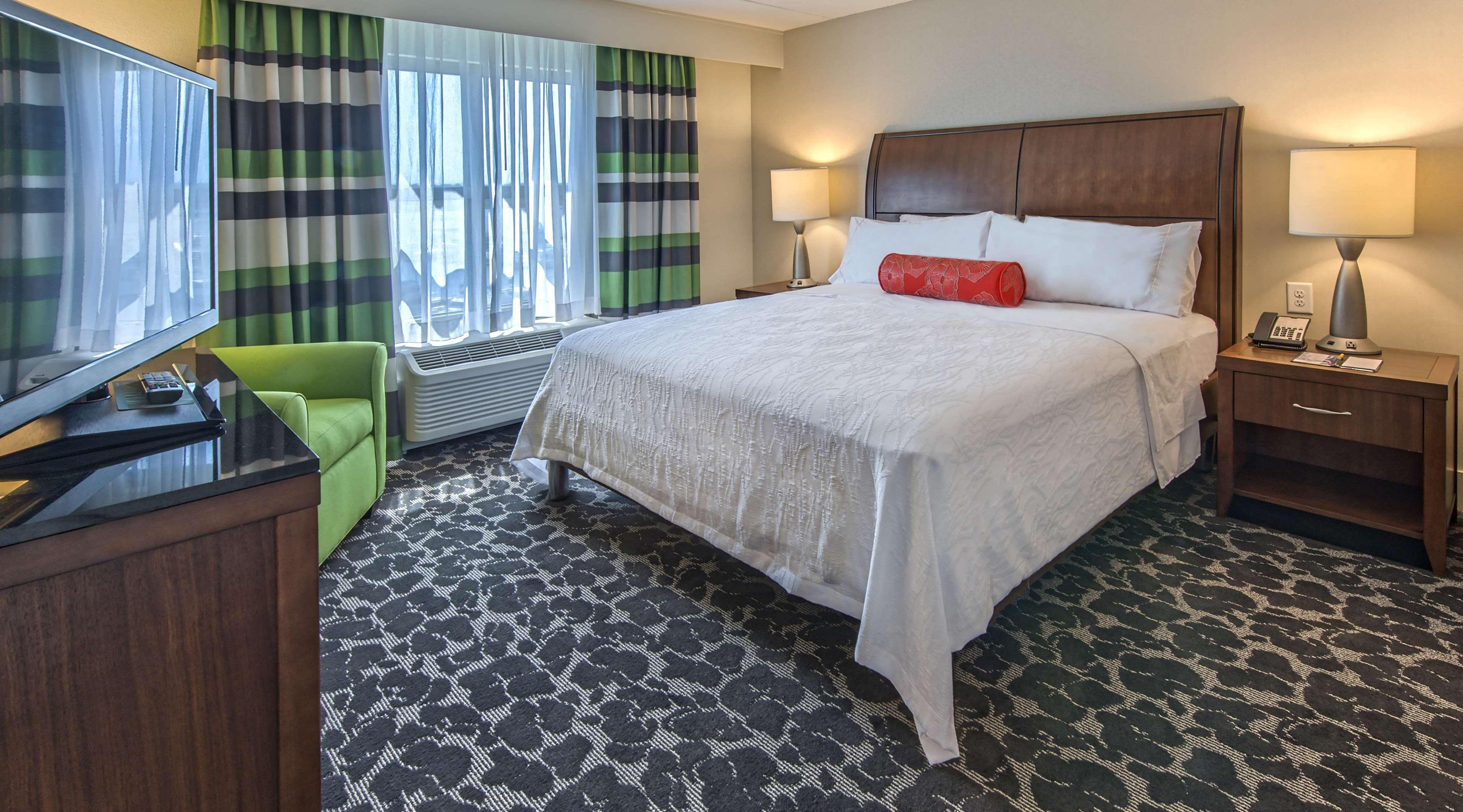 Hilton Garden Inn Charleston Waterfront/Downtown Esterno foto