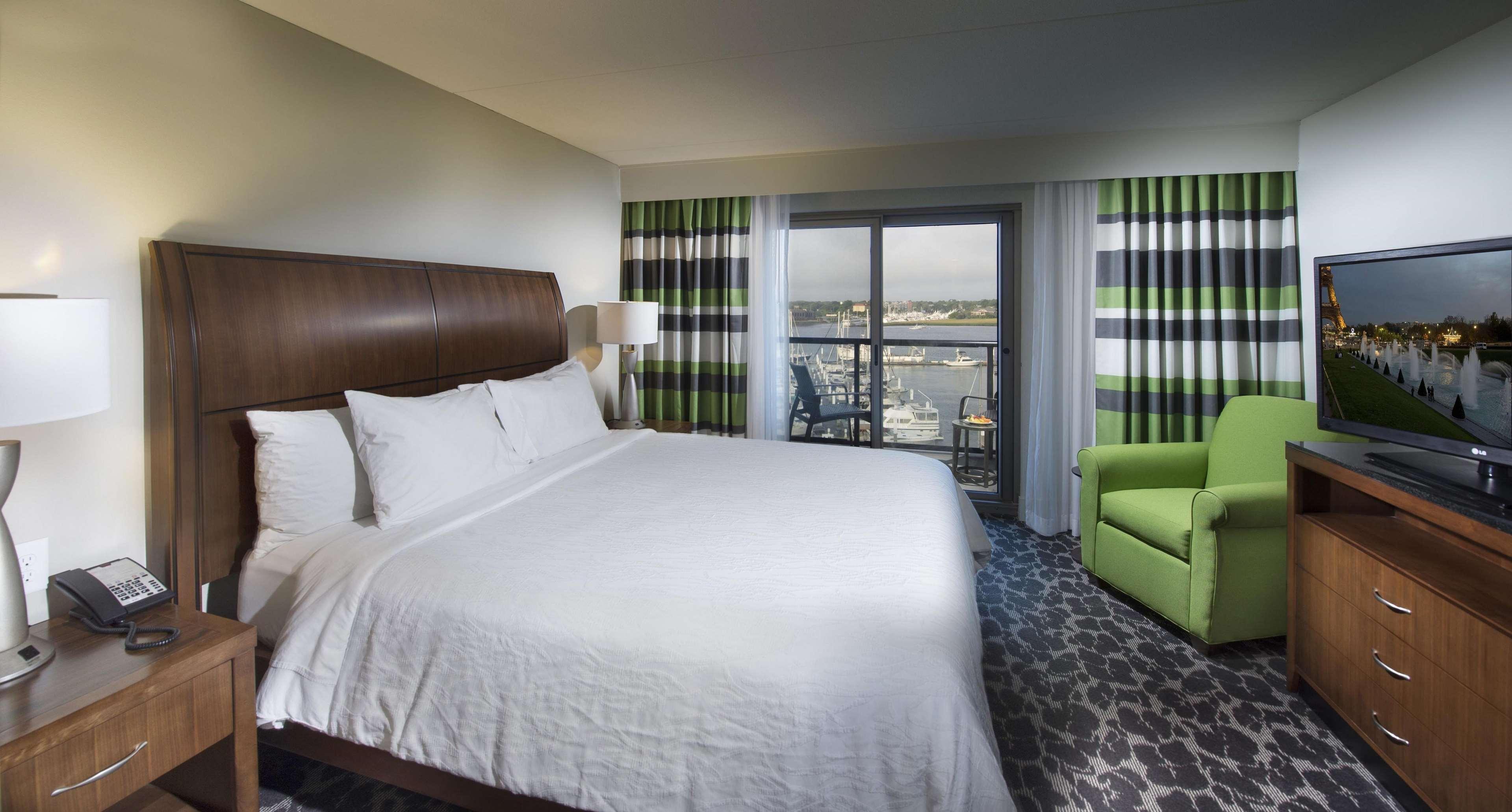Hilton Garden Inn Charleston Waterfront/Downtown Esterno foto