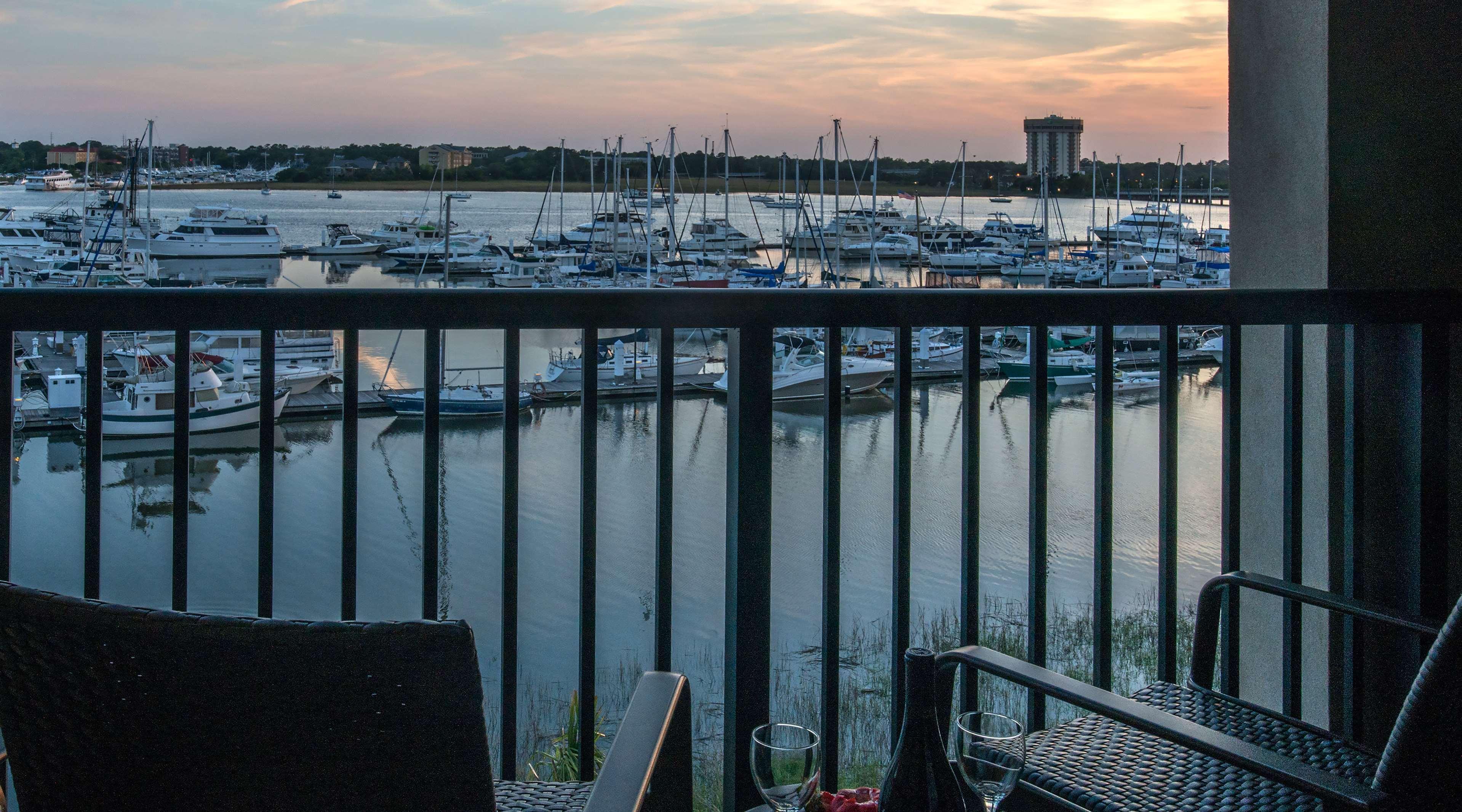Hilton Garden Inn Charleston Waterfront/Downtown Esterno foto