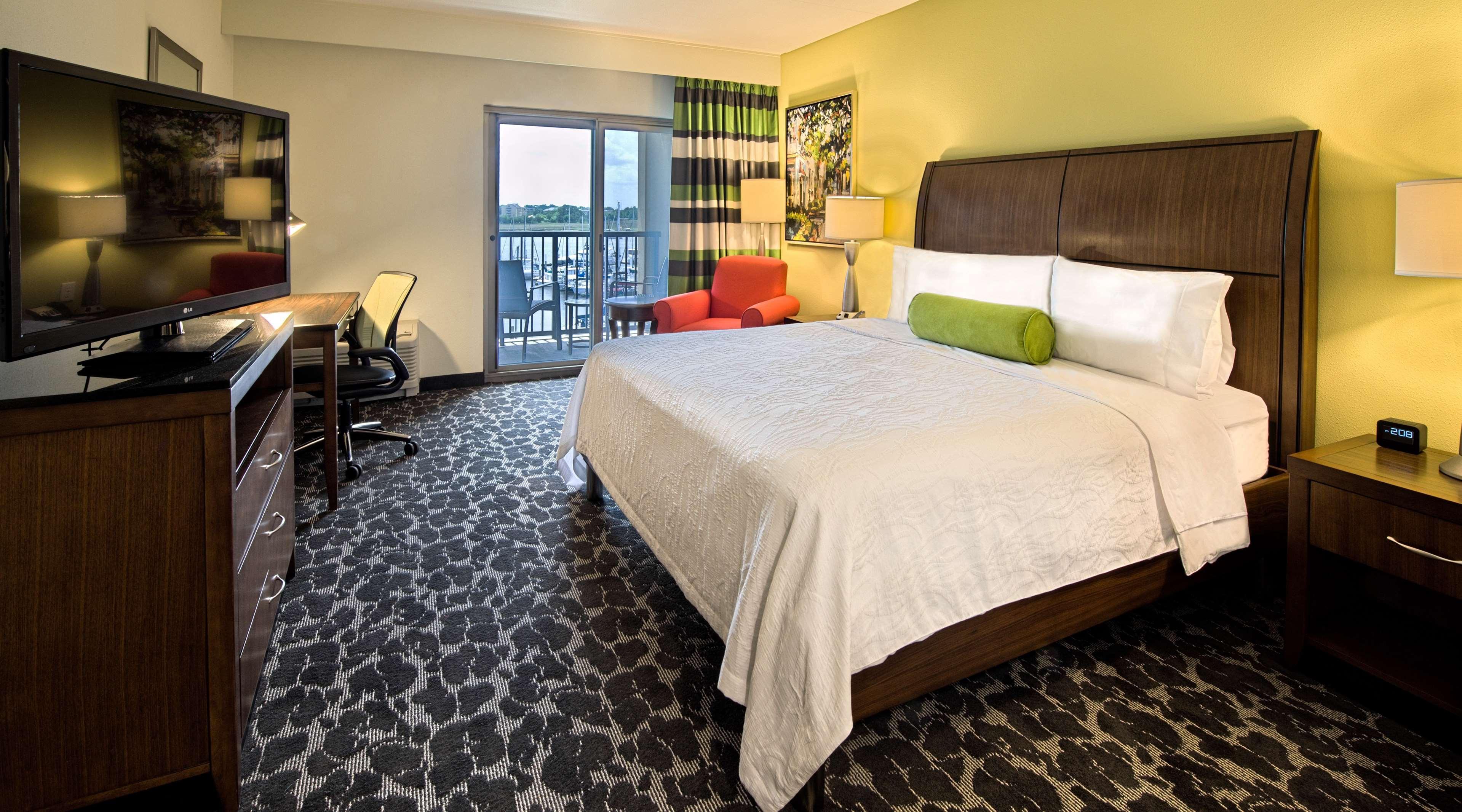 Hilton Garden Inn Charleston Waterfront/Downtown Esterno foto