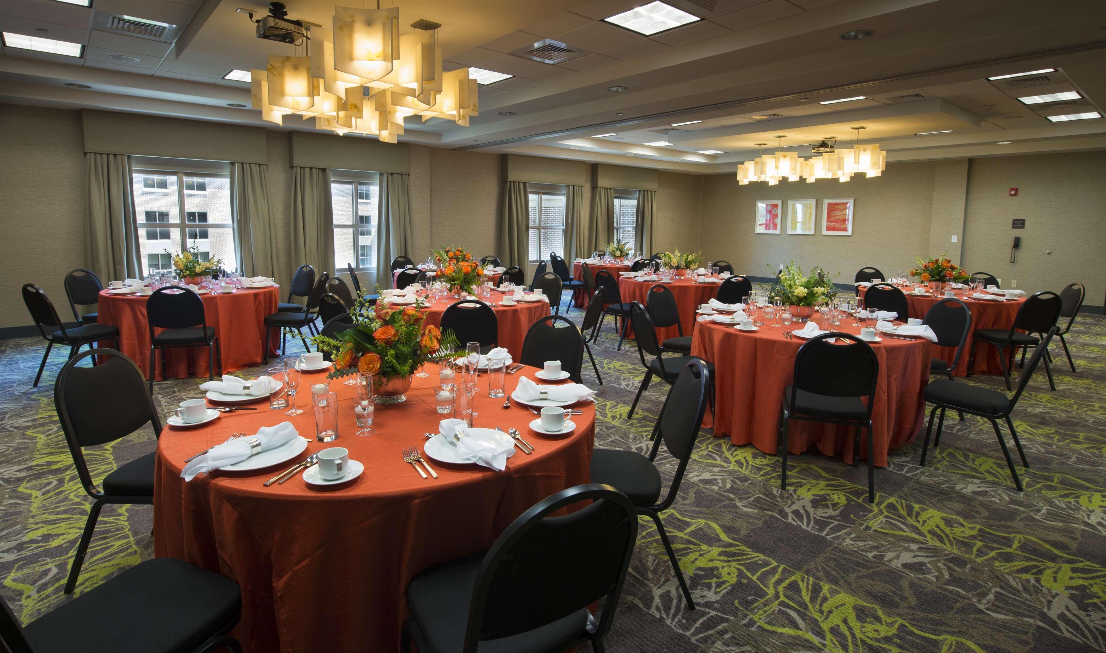 Hilton Garden Inn Charleston Waterfront/Downtown Esterno foto