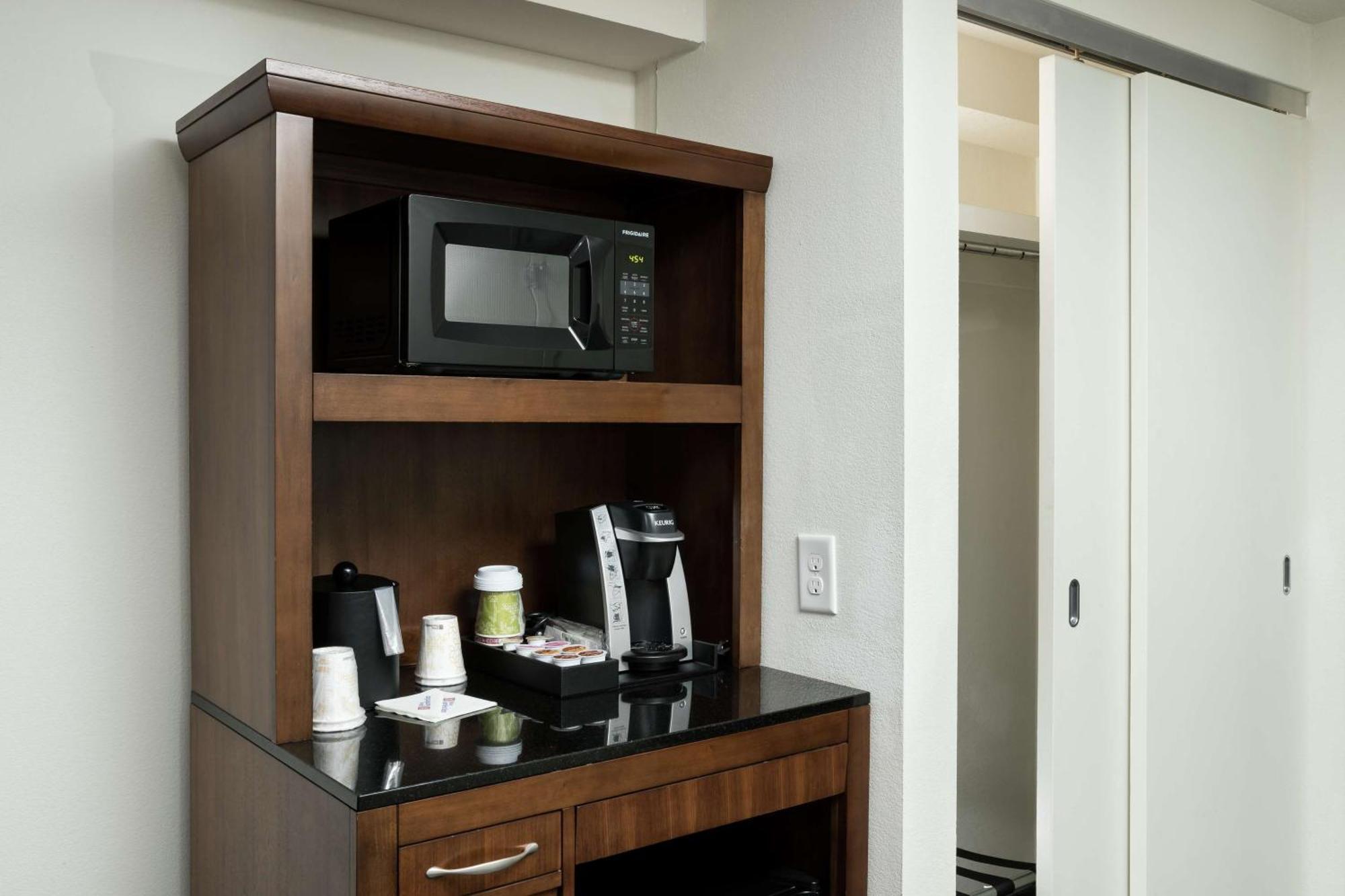 Hilton Garden Inn Charleston Waterfront/Downtown Esterno foto